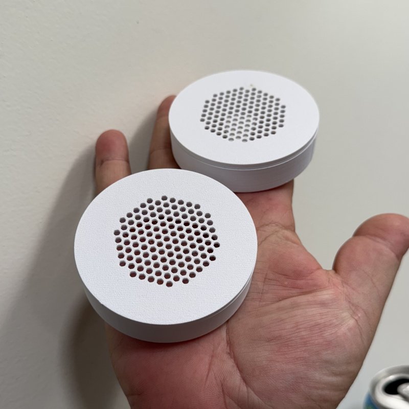 Isopod or small critter vent bulkhead 2 ct